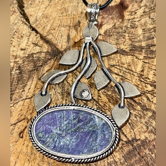 4” Charoite Pendant known as “The Transformation Stone” - Picture 11 of 12